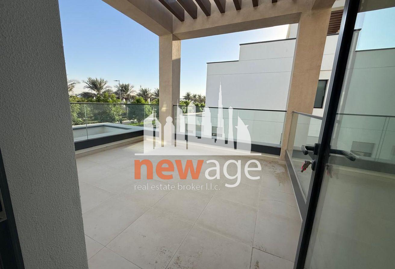 4 BR Villa with Private Garden in Arabian Ranches photo 2