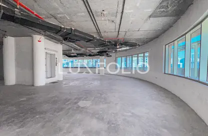 Full Floor - Studio for rent in Capital Golden Tower - Business Bay - Dubai