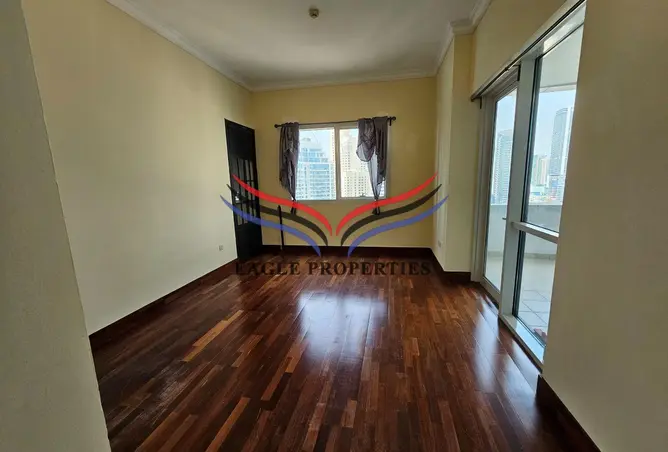 132001573 - Property Image 2