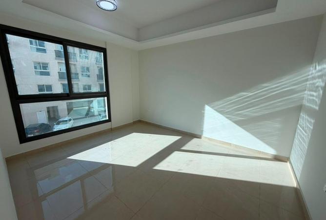 101992142 - Property Image 2