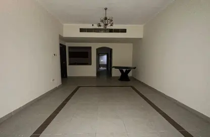 شقة - غرفة نوم - 2 حمامات للايجار في الدانة - 2 - الدانة - منطقة مركز الأعمال - المدينة العالمية - دبي