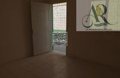 Labor Camp - Studio - 7+ for rent in Ali Mousa Building - Al Sajaa Industrial - Al Sajaa - Sharjah