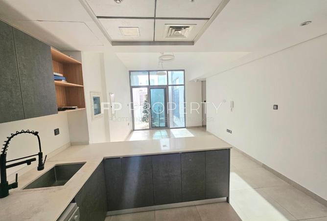 122916503 - Property Image 2