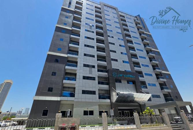 Brand New Unit | Both Attached Washrooms | Balcony photo 2