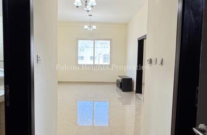 Apartment - 1 Bedroom - 2 Bathrooms for rent in Al Malik Building - Al Warqa'a 1 - Al Warqa'a - Dubai