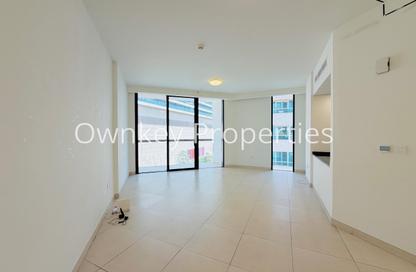 Apartment - 3 Bedrooms - 3 Bathrooms for rent in Golden Sands 16 - Al Mankhool - Bur Dubai - Dubai