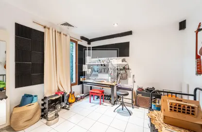 Villa - 3 Bedrooms - 4 Bathrooms for sale in Umm Suqeim 2 Villas - Umm Suqeim 2 - Umm Suqeim - Dubai