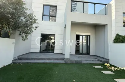 Townhouse - 3 Bedrooms - 4 Bathrooms for rent in West Village - Al Furjan - Dubai