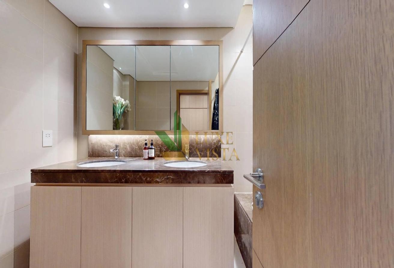 Furnished | Upgraded | Golf and Lake View | Vacant photo 15