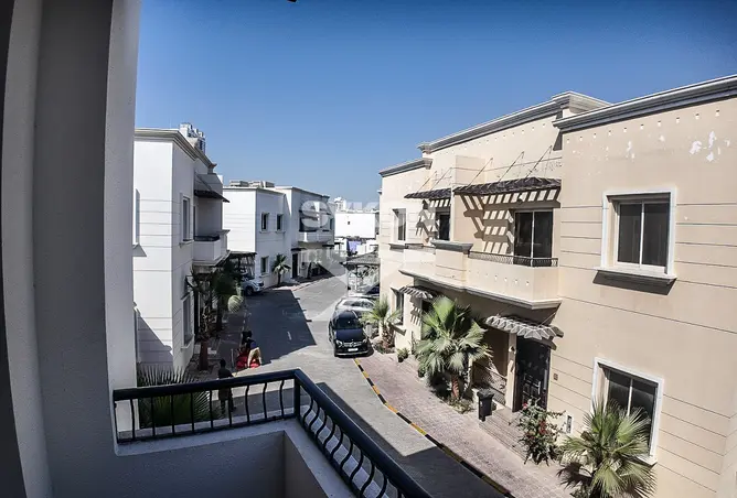 122001898 - Property Image 2