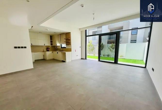 141953700 - Property Image 2