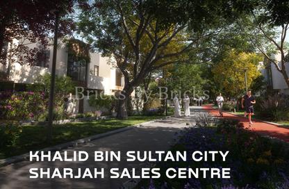 Villa - 4 - 4 for sale in Khalid Bin Sultan City - Al Rowdat Suburb - Sharjah