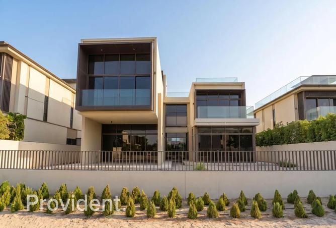 Park-Facing 4BR Villa | Vacant | Golf Place 2