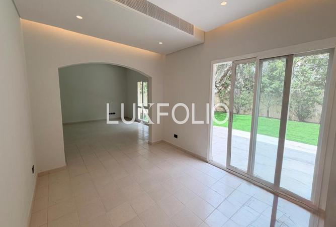 73855887 - Property Image 2