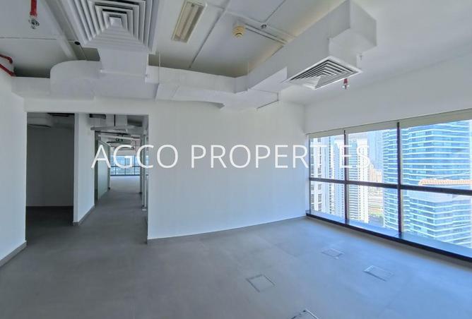 73840516 - Property Image 3