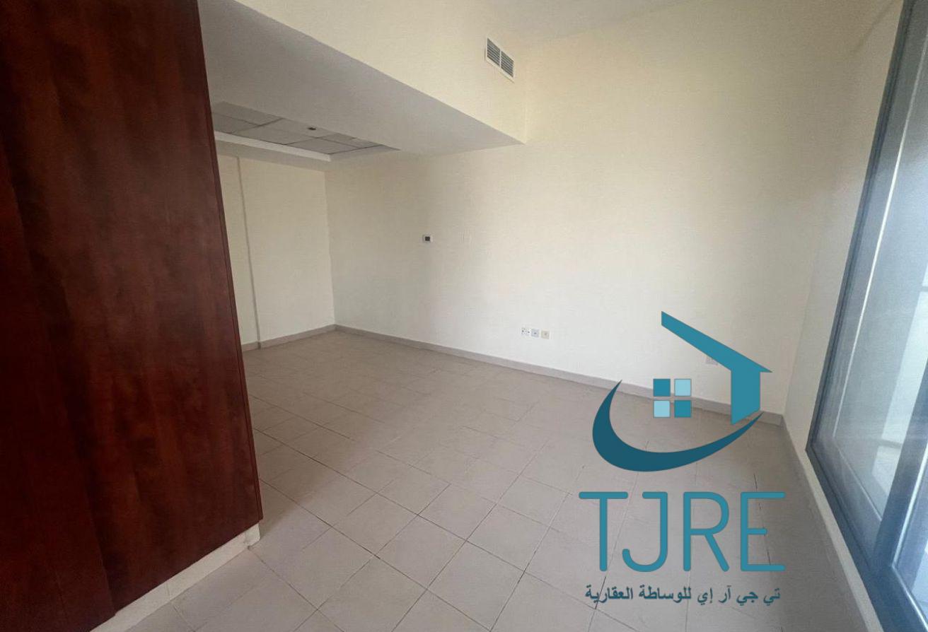 Well-Maintain | 1 BHK | Spacious | Prime Location photo 13
