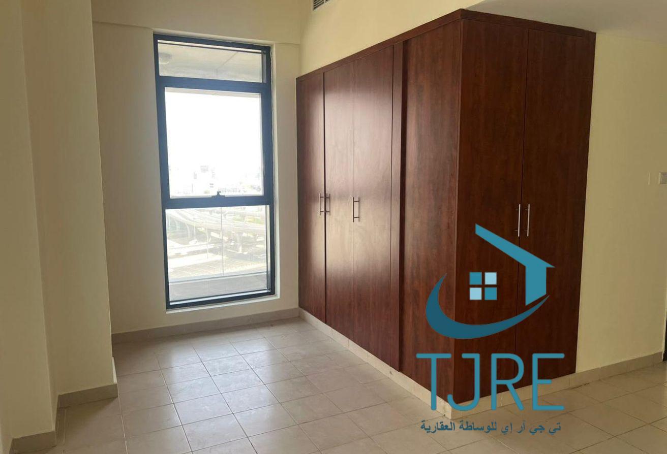 Well-Maintain | 1 BHK | Spacious | Prime Location photo 14