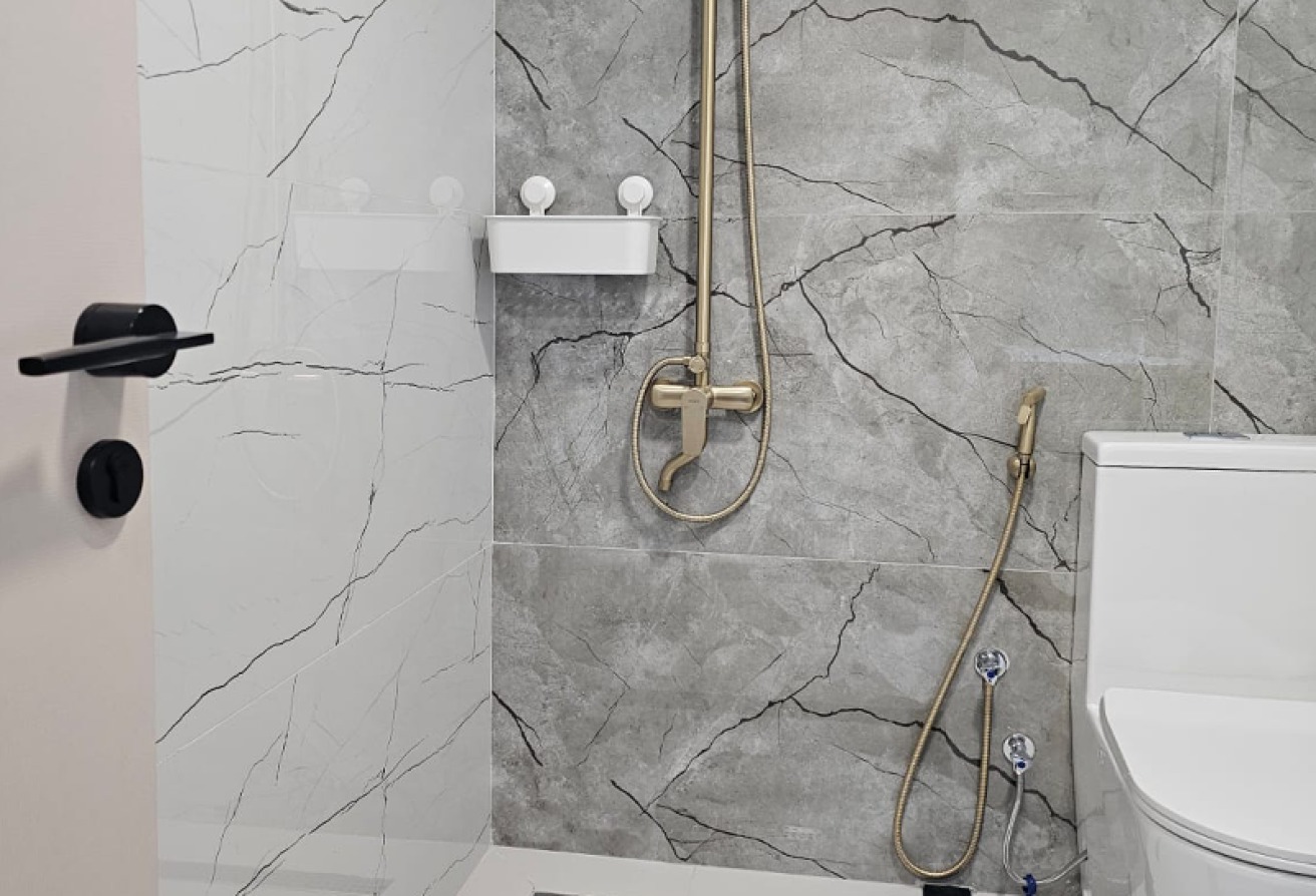 Brand New  I Huge Size | Ready to Move In