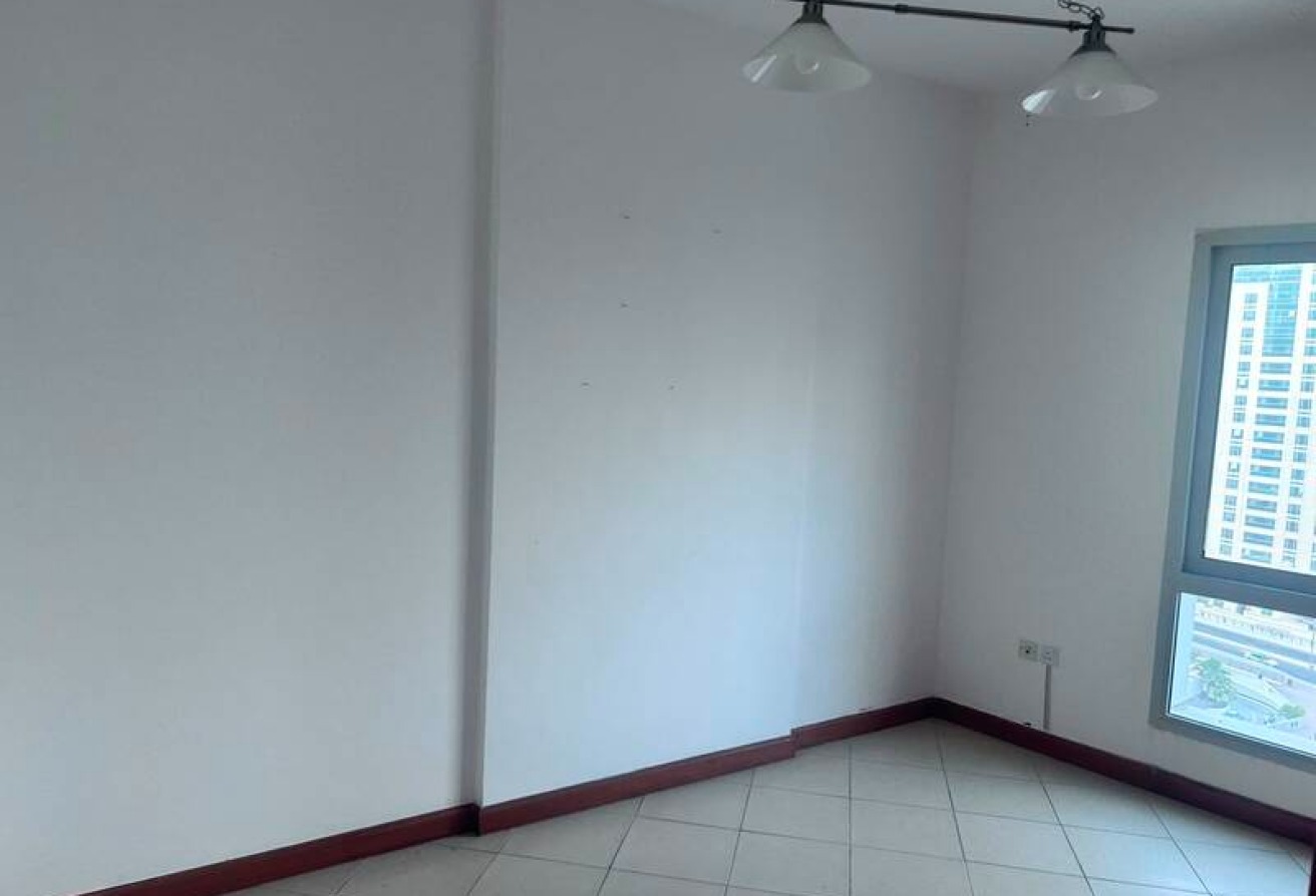 Spacious 2BR | Prime Location | Multiple CHQ gallery image