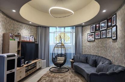 Apartment - 2 Bedrooms - 2 Bathrooms for sale in Azizi Plaza - Al Furjan - Dubai