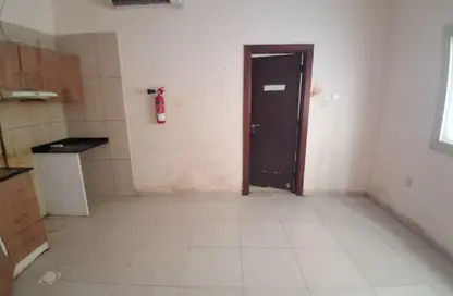 شقة - 1 حمام للايجار في طريق فاير ستاشن - مويلح - الشارقة