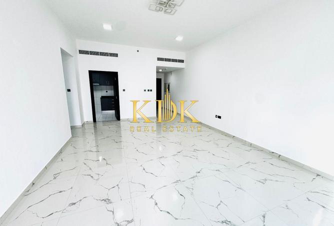 Zero Commission | 1 BR + Store | Closed Kitchen photo 3