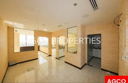 Office Space - Studio - 1 Bathroom for rent in Gold Tower (Au Tower) - JLT Cluster I - Jumeirah Lake Towers - Dubai