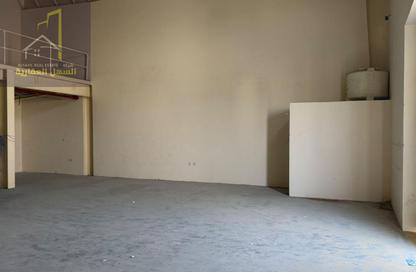 Warehouse - Studio - 1 for rent in Ali Mousa Building - Al Sajaa Industrial - Al Sajaa - Sharjah