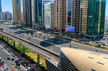 Apartment - 2 Bedrooms - 2 Bathrooms for rent in 21st Century Tower - Sheikh Zayed Road - Dubai