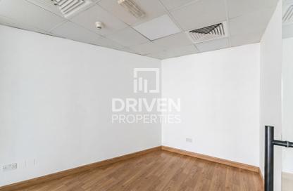 Office Space - Studio - 1 Bathroom for rent in Smart Heights - Barsha Heights (Tecom) - Dubai