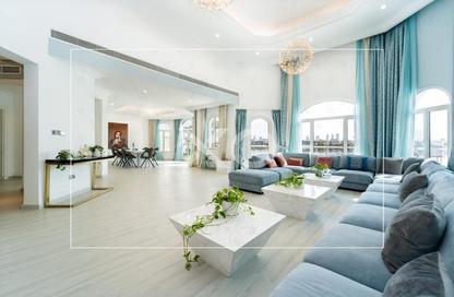 Villa - 4 Bedrooms - 5 Bathrooms for rent in Garden Homes Frond D - Garden Homes - Palm Jumeirah - Dubai
