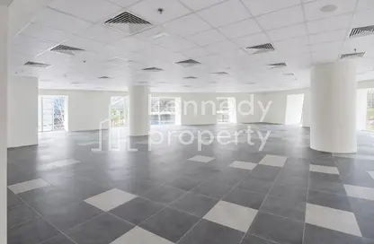 Office Space - Studio - 1 Bathroom for rent in Park Place Tower - Sheikh Zayed Road - Dubai