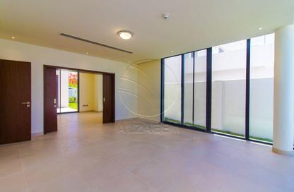 Villa - 5 Bedrooms - 6 Bathrooms for rent in West Yas - Yas Island - Abu Dhabi Villa - 5 Bedrooms - 6 Bathrooms for rent in West Yas - Yas Island - Abu Dhabi