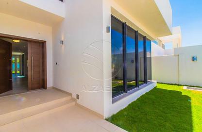Villa - 5 Bedrooms - 6 Bathrooms for rent in West Yas - Yas Island - Abu Dhabi