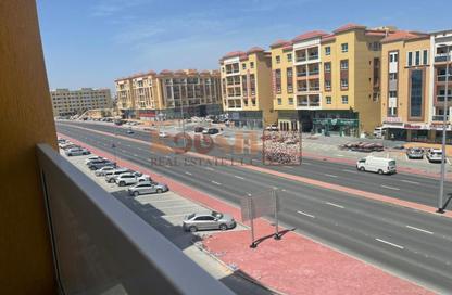 Apartment - 2 Bedrooms - 3 Bathrooms for rent in CityLife Al Tallah - Al Tallah 2 - Ajman