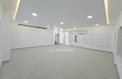 Villa - Studio - 7+ Bathrooms for rent in Madinat Al Riyad - Abu Dhabi