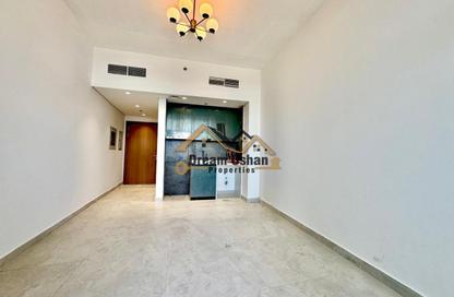 Apartment - Studio - 1 Bathroom for rent in Sama Al Jaddaf - Al Jaddaf - Dubai