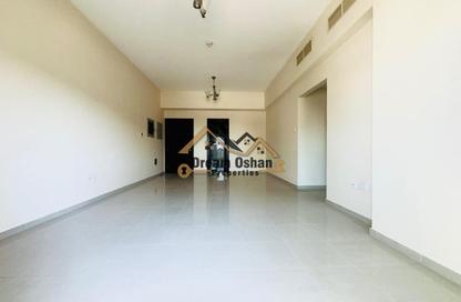 Apartment - 2 - 3 for rent in Al Khair Building - Dubai Silicon Oasis - Dubai