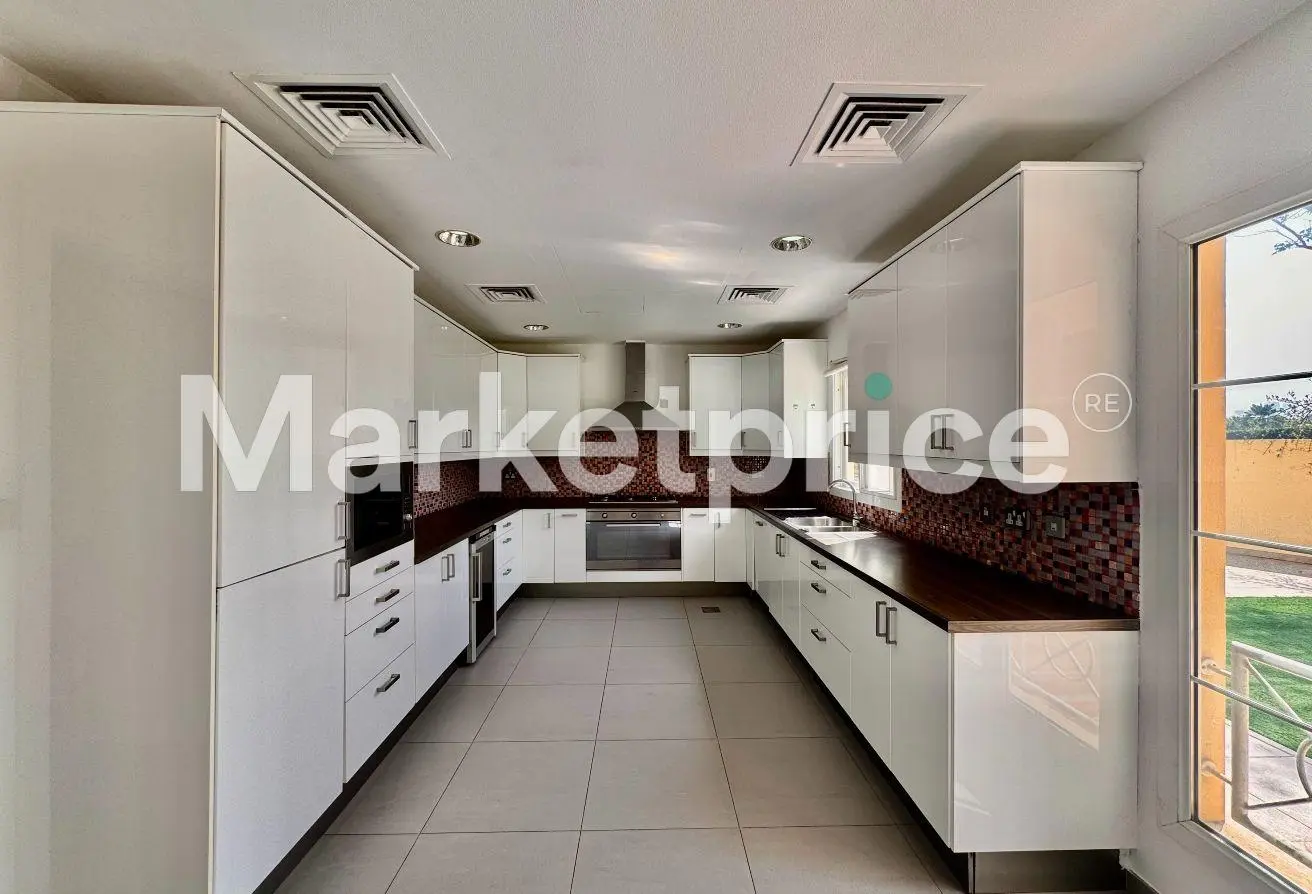 155538064 - Property Main Image