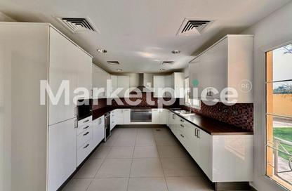 Villa - 4 - 4 for rent in Deema 4 - Deema - The Lakes - Dubai