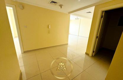 Apartment - 2 Bedrooms - 3 Bathrooms for rent in Al Khan Corniche - Al Khan - Sharjah