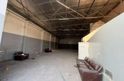 Warehouse - Studio - 2 Bathrooms for rent in Industrial Building 13 - Industrial Area 13 - Sharjah Industrial Area - Sharjah