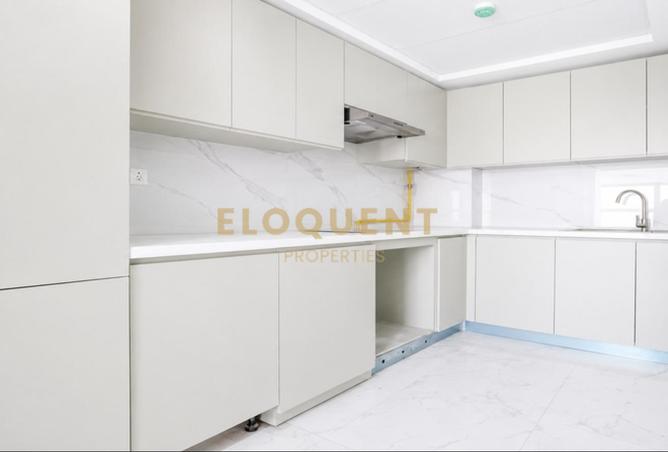 2 Parking | Maid Corner Unit | High Floor photo 3