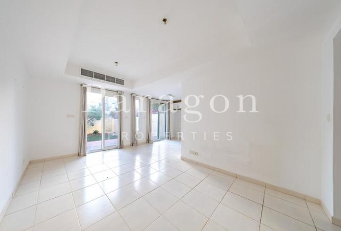 70292697 - Property Image 2