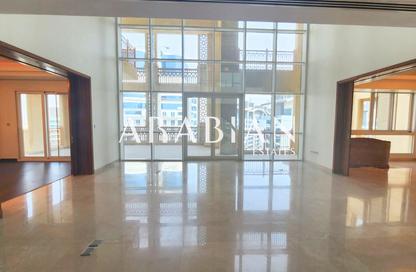 Apartment - 4 Bedrooms - 5 Bathrooms for rent in Marina Residences 1 - Marina Residences - Palm Jumeirah - Dubai