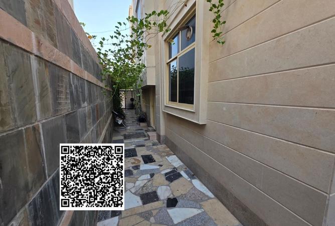 126569232 - Property Image 3