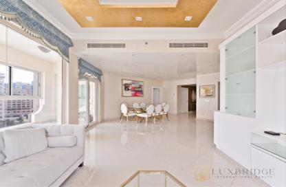 Apartment - 3 Bedrooms - 3 Bathrooms for rent in Al Dabas - Shoreline Apartments - Palm Jumeirah - Dubai