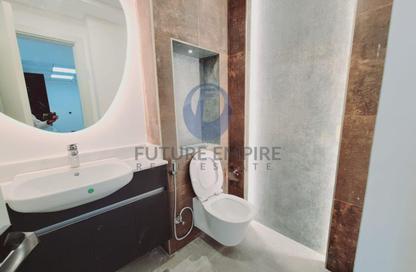 Apartment - 2 - 4 for rent in Dubai Healthcare City - Bur Dubai - Dubai