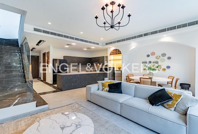 4-bed townhouse in Al Furjan West · Furnished — photo 4