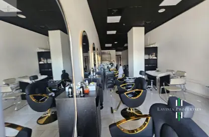 متجر - استوديو - 1 حمام للايجار في جلوبال جرين فيو - منطقة مركز الأعمال - المدينة العالمية - دبي